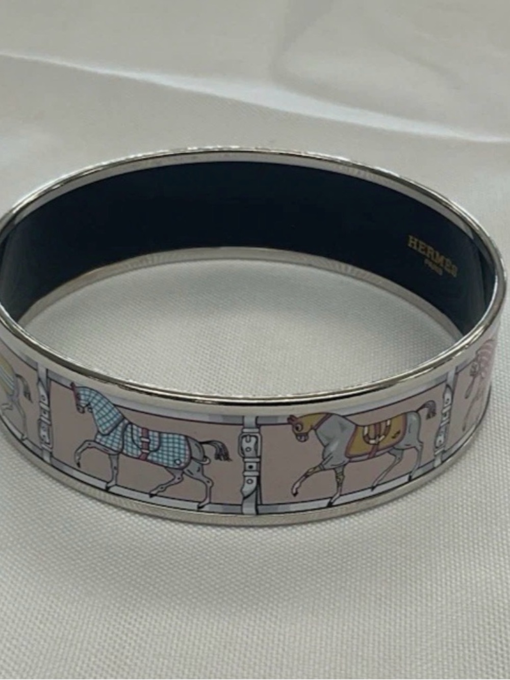 HERMES EMILE GM ENAMEL BANGLE BRACELET
